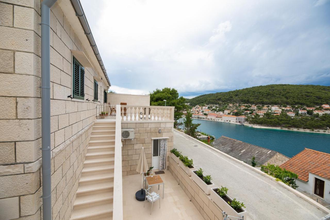 Apartman Ruzica Pucisca Zewnętrze zdjęcie